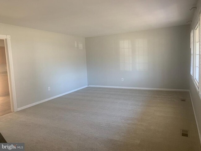 Photo - 13217 Poplar Tree Rd