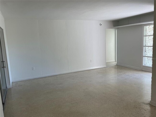 Photo - 3076 Grand View Ave