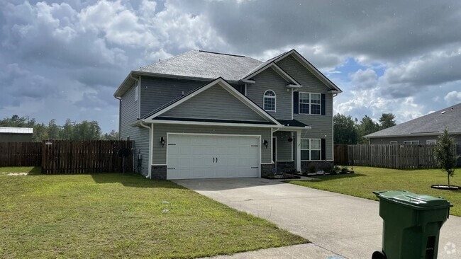 Building Photo - Home For Rent