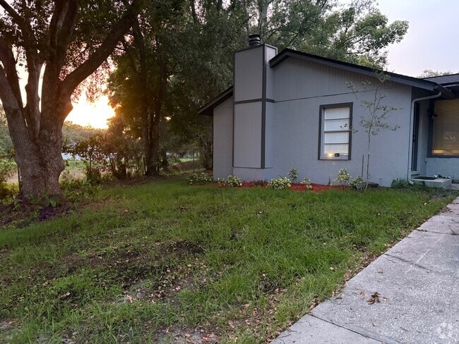 Building Photo - 316 E Daughtery Rd Rental