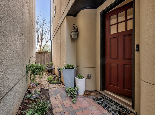 Photo - 1721 Upland Lakes