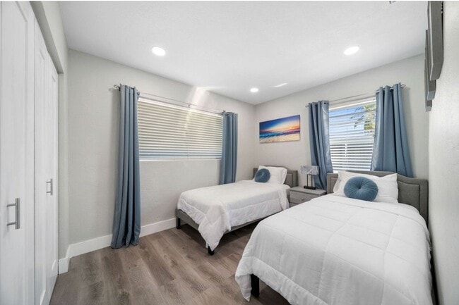 Photo - 1613 NW 11th Ave