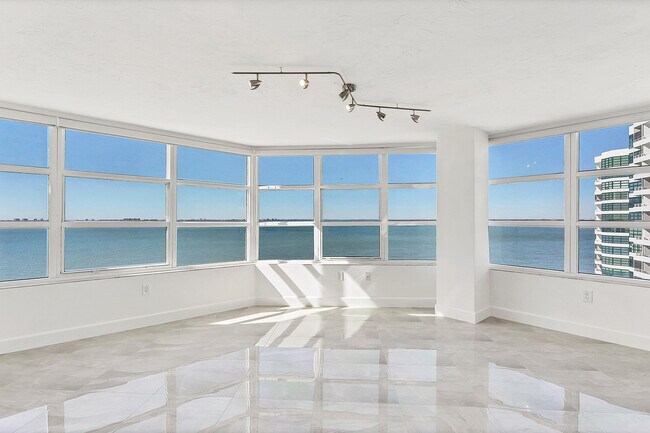 Photo - 888 Blvd of the Arts