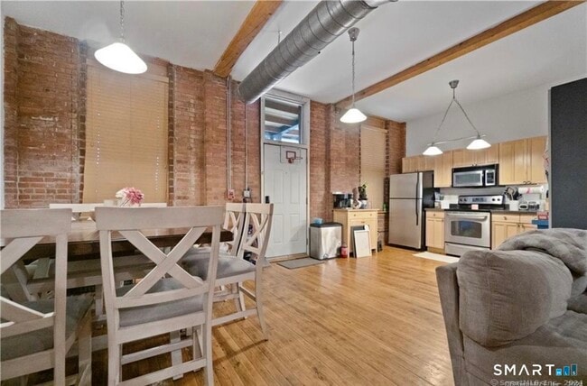 Building Photo - 325 Lafayette St Unit 4108