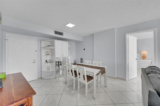 Photo - 525 N Ocean Blvd Unit 623