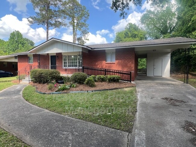 Photo - 708 Wright Dr House