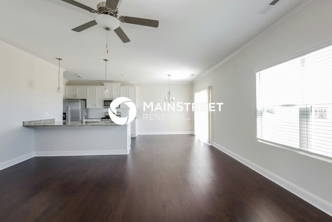 Photo - 3 Bedroom Pet-Friendly Home in Monroe, NC with Main Street Renewal