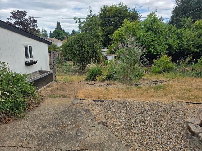 Photo - 1340 SW Hayter St