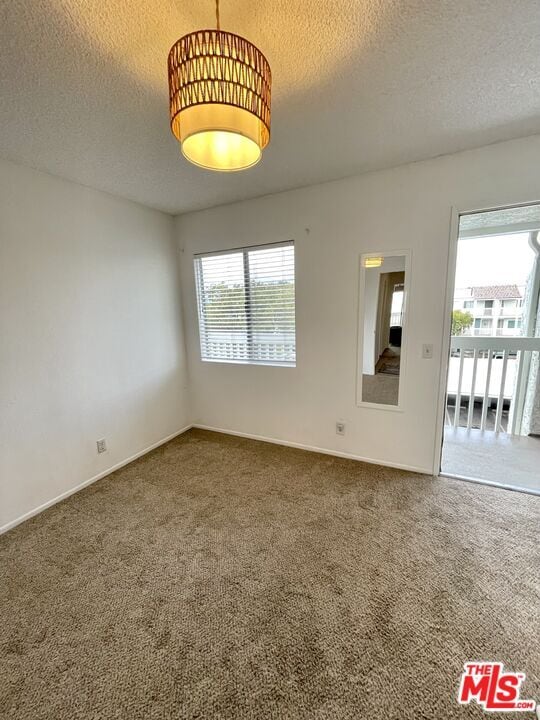 Photo - 271 S Ventura Rd Unidad 301