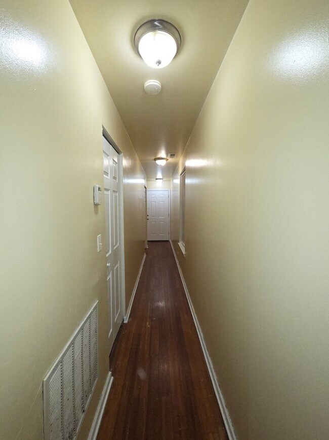 Photo - 6669 S Michigan Ave Unit 2