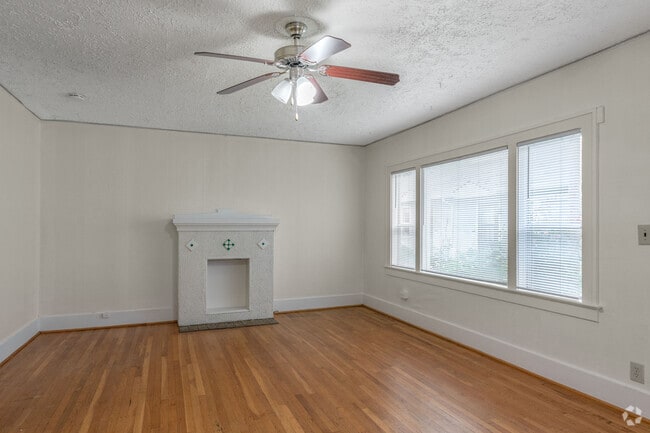 1BR, 1BA, - 645SF - Living Room - Elysian Gardens Apartments