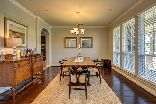 Photo - 25710 Oakwood Knoll Dr