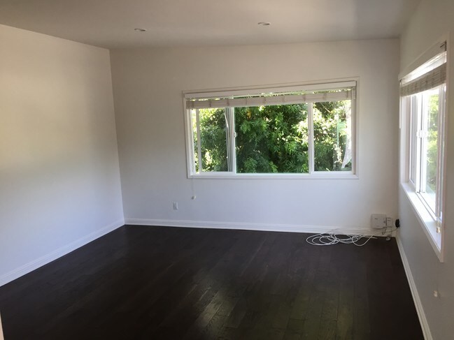Building Photo - 117 N Lucia Ave Unit 2 Rental
