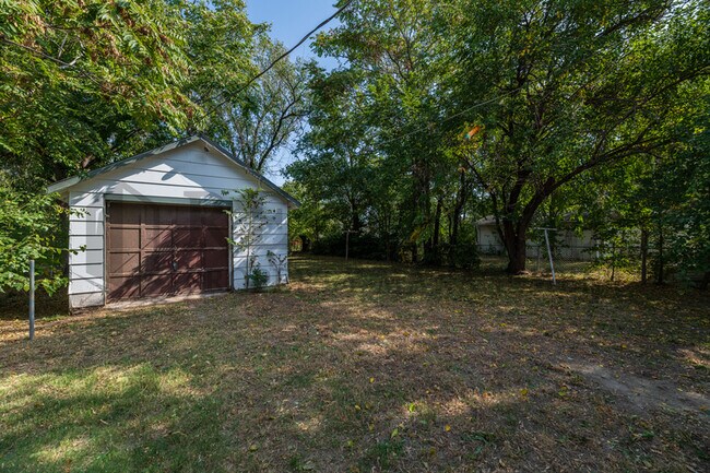 Photo - 1532 S Edwards St