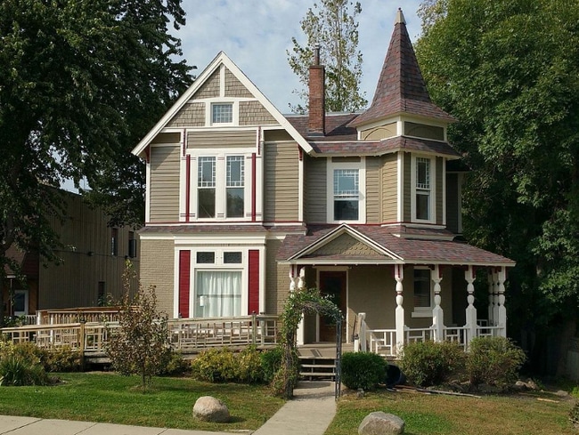 Building Photo - 510 W Main St Rental