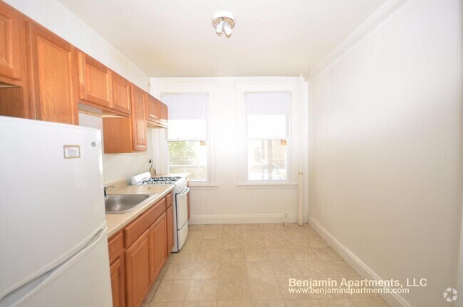 Building Photo - 1633 Commonwealth Ave Unit 11 Rental