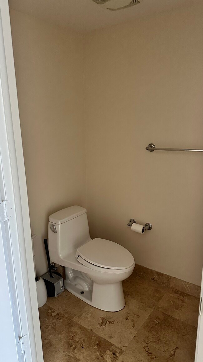 Photo - 41 SE 5th St Unit 1104