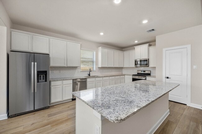 Photo - 3114 Banyan Dr