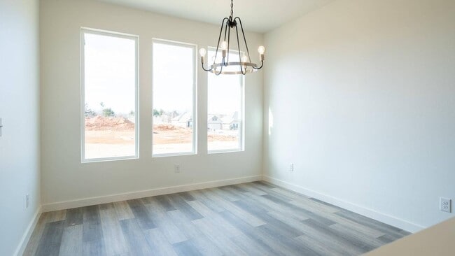 Photo - Modern Home in East Edmond + 4 bed + 3.5 bath + 3 Car Garage