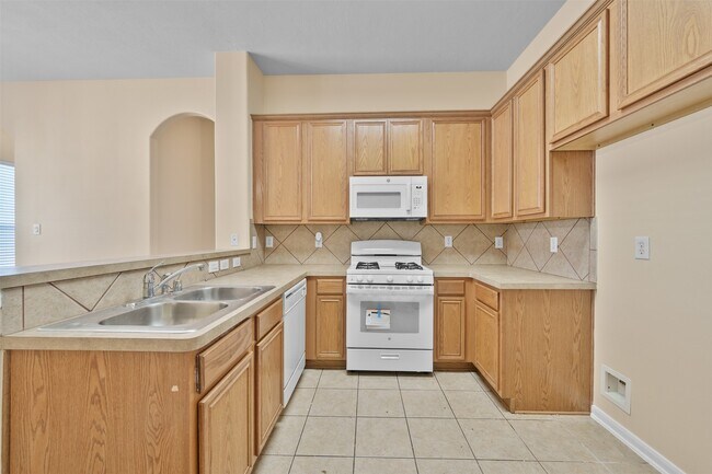 Photo - 12119 Lakewood Villa Dr
