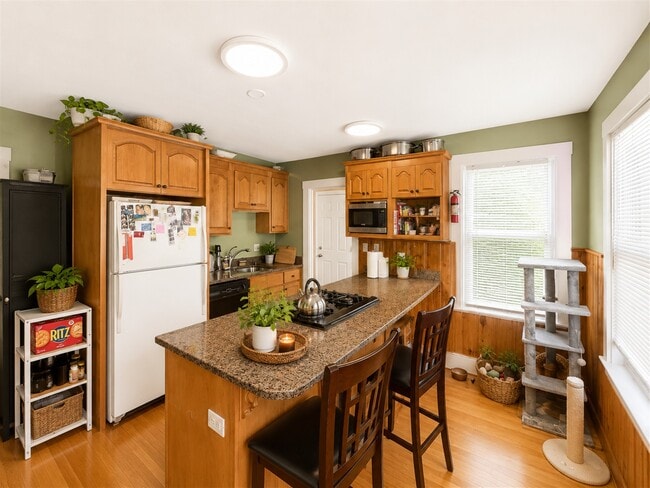 Photo - 30 Hume Ave Unit 1