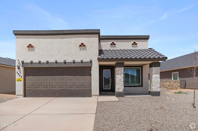 Building Photo - 7445 Norte Mesa Ln Rental