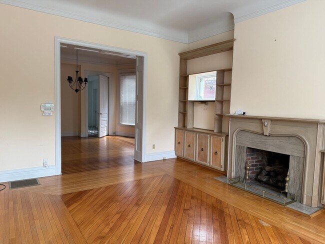 2340 Grandview Ave Unit 1