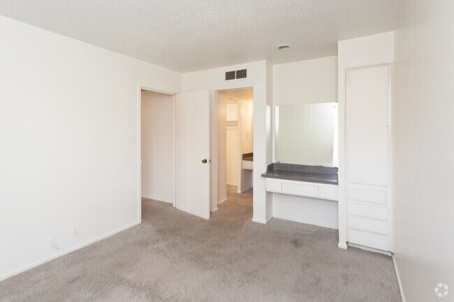 1BR 1BA - 579 SF - Windgate