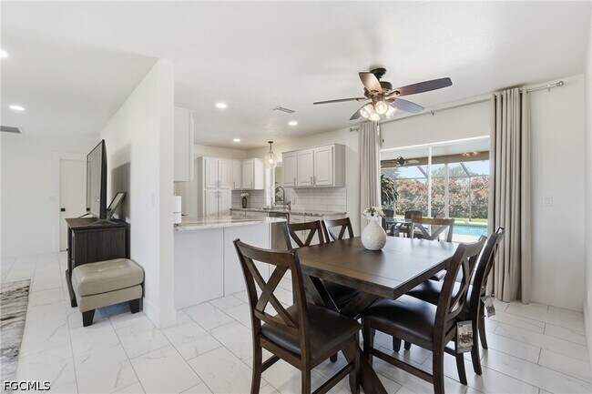 Photo - 1446 SE 13th St