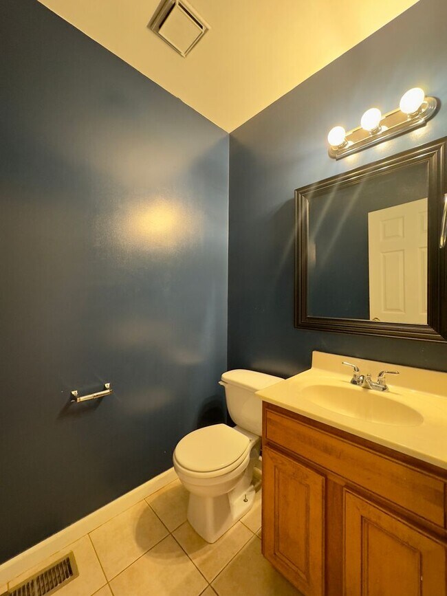 Photo - Stunning End-of-Group 3bed/3.5ba Patterson...