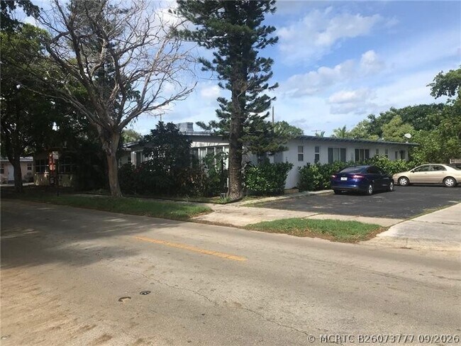 725 S 20th Ave Unidad 1