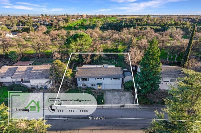 Building Photo - 2705 Shasta St Rental