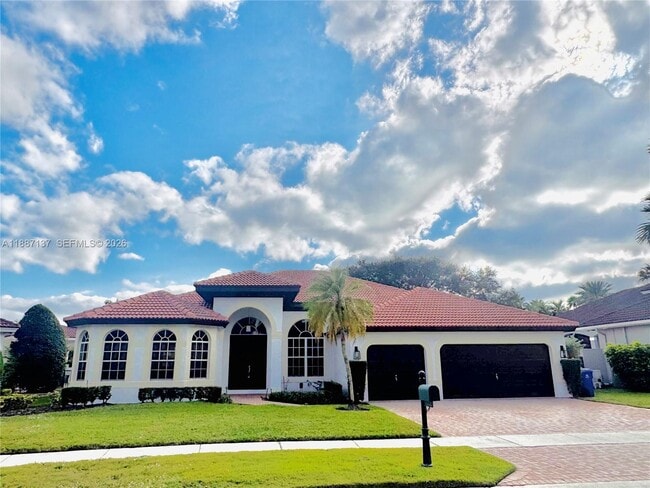 Building Photo - 18520 SW 39th Ct