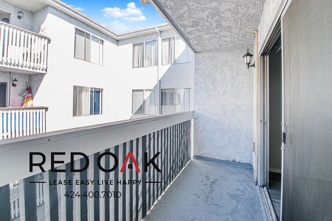 Photo - 379 Newport Ave Unidad 219