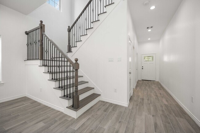 Photo - 4406 Sterling St