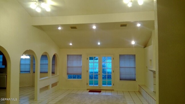 Photo - 7417 Mission Viejo Dr