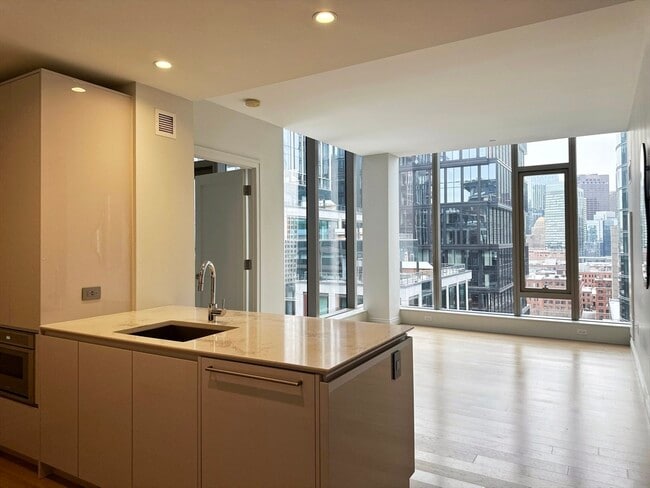 Photo - 135 Seaport Blvd Unit 1705