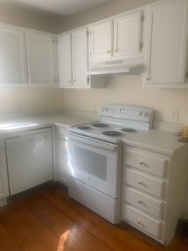 Photo - REMODELED NW RALEIGH TOWNHOME OFF LEESVILLE ROAD Unit B