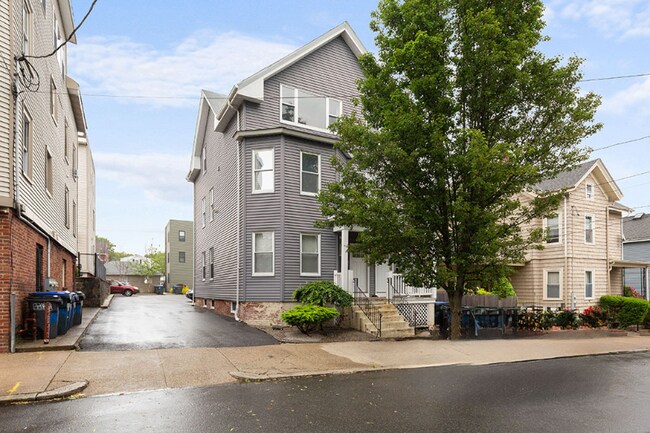 Photo - 18 Trenton St Unidad 1