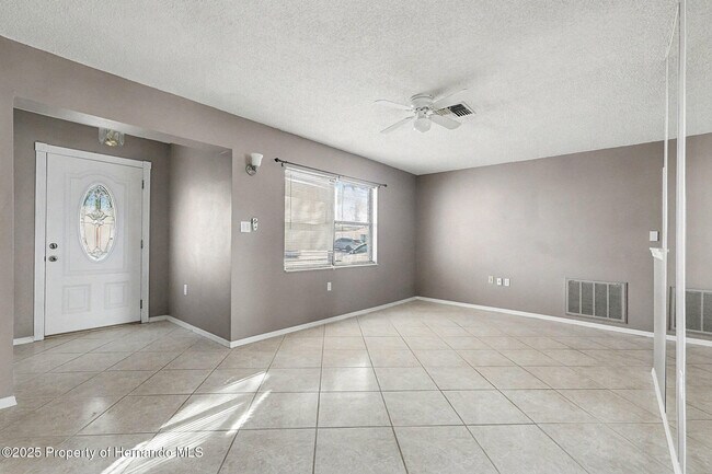 Photo - 9931 Woodstock Ln