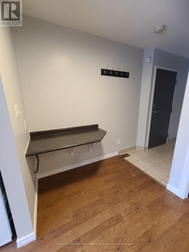 Photo - 158 Mill St Unit 101