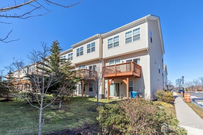 Photo - 1302 Hights Farm Rd N