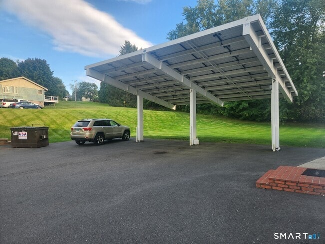 283 Somers Rd