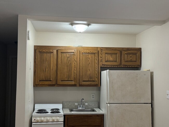 Photo - 105 N Ruland St Unit B