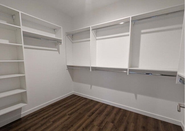 Townhouse Custom Closets