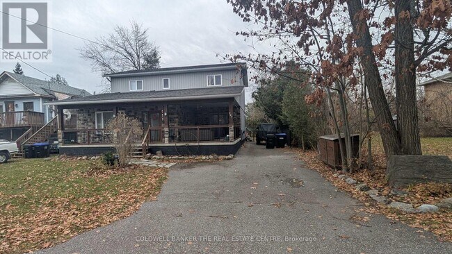 Photo - 247 Poplar Ave