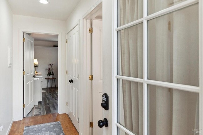 Photo - 582 Fernando Dr Unit A