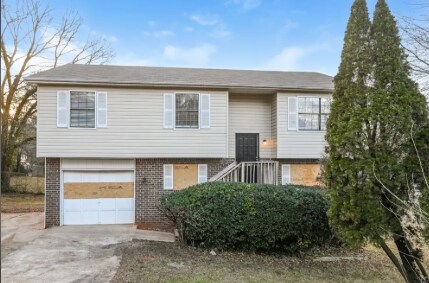 Building Photo - 2695 Rockdale Dr