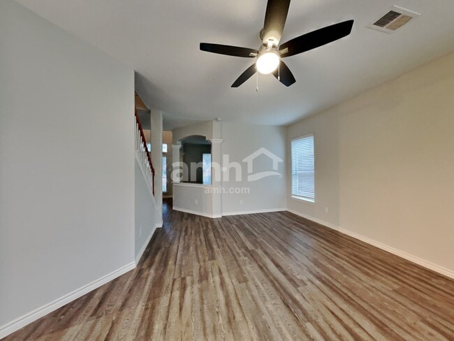 Photo - 18007 Oakloch Ct