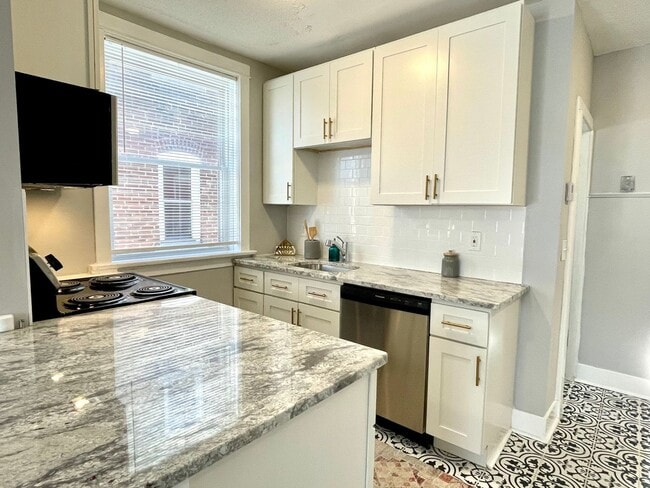 Photo - 2112 Maury Ave Unit 2S